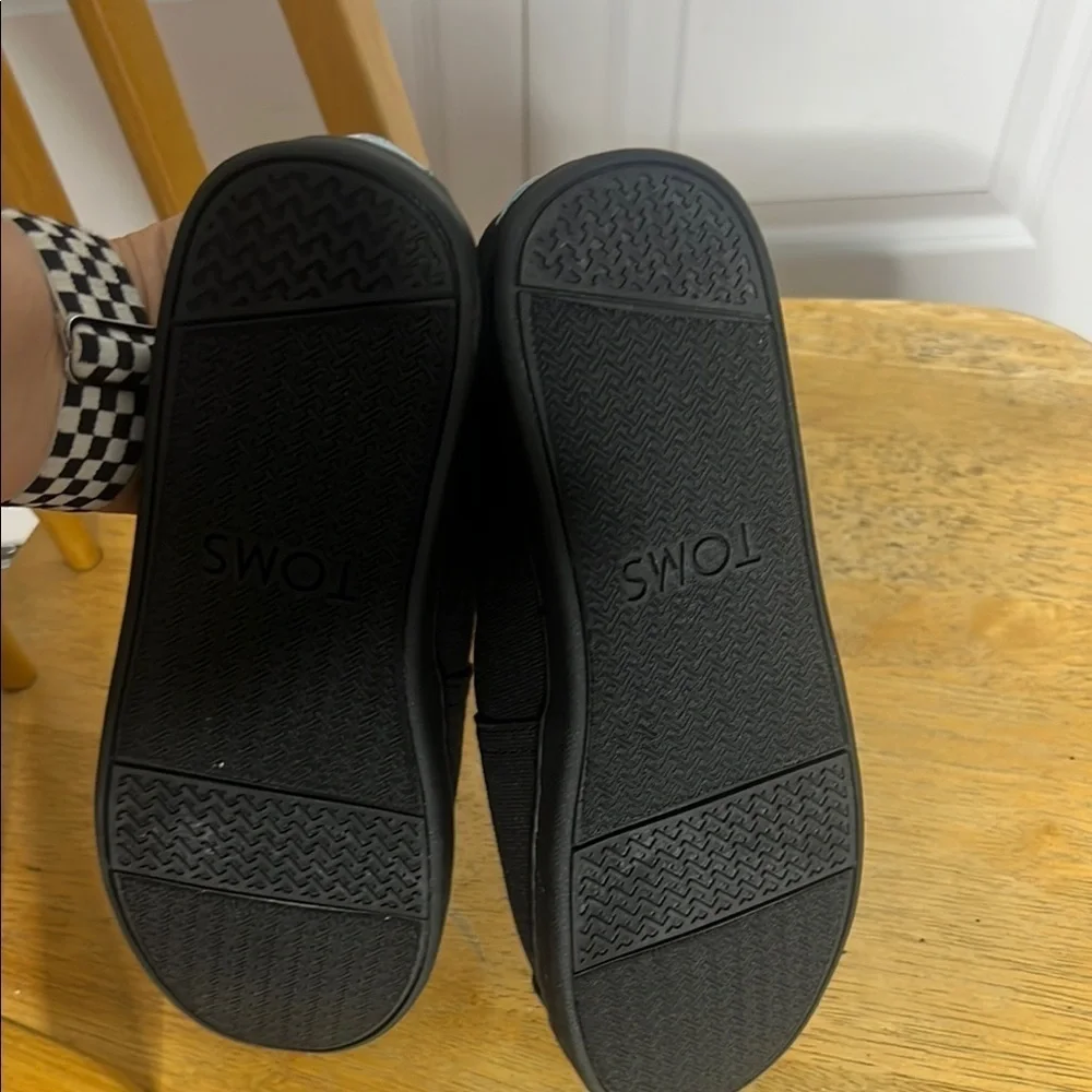Toms Black Flats Minimalist Slip-On Shoes
